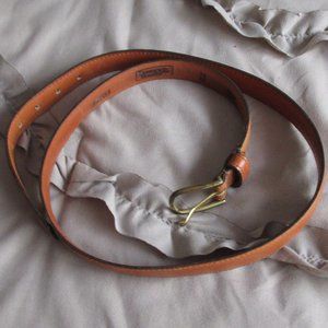 vintage Dooney & Bourke all weather leather belt